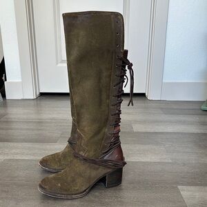 ❌ SOLD ❌Freebird Steven • Coal • Green Suede/ Brown Leather Knee High Lace Boots